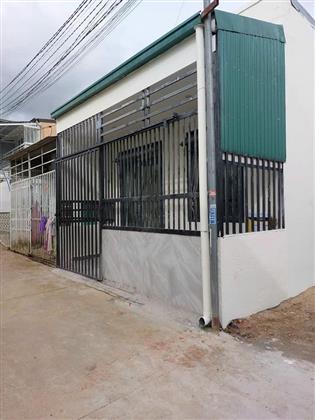 Bán nhà đường Trần Anh Tông Ph 8 ,nhà Mới ,2 Ô tô ra vào ko bị cản trở đi lại